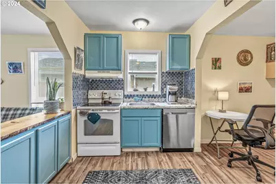 268 25th Ave, Longview, WA 98632 - Photo 4