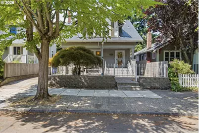 3147 SE Tibbetts St, Portland, OR 97202 - Photo 2