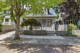 3147 SE Tibbetts St, Portland, OR 97202 - Photo 2