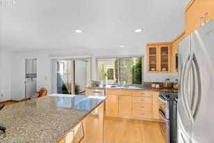 1764 Bonniebrae Dr, Lake Oswego, OR 97034 - Photo 24