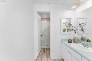 1764 Bonniebrae Dr, Lake Oswego, OR 97034 - Photo 30