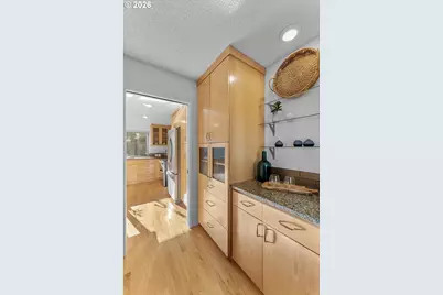 1764 Bonniebrae Dr, Lake Oswego, OR 97034 - Photo 12