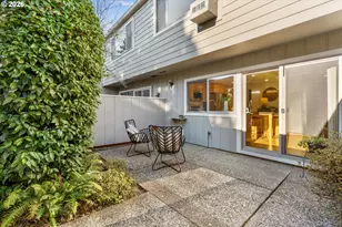 1764 Bonniebrae Dr, Lake Oswego, OR 97034 - Photo 36