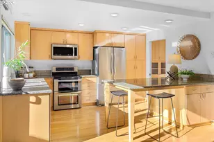 1764 Bonniebrae Dr, Lake Oswego, OR 97034 - Photo 14