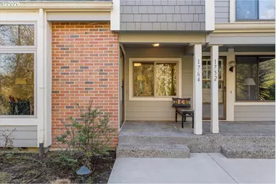 1764 Bonniebrae Dr, Lake Oswego, OR 97034 - Photo 2