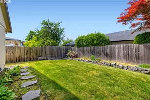 21645 SW Lois St, Beaverton, OR 97003 - Photo 26