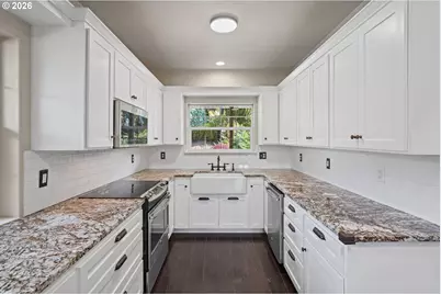 86104 Sells View Ln, Eugene, OR 97402 - Photo 18