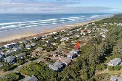 3401 NW Hidden Lake Dr, Waldport, OR 97394 - Photo 34