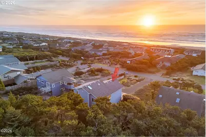 3401 NW Hidden Lake Dr, Waldport, OR 97394 - Photo 2