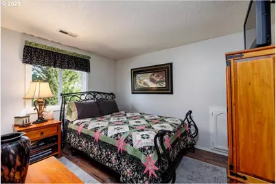 6805 SE 68th Ct, Hillsboro, OR 97123 - Photo 18