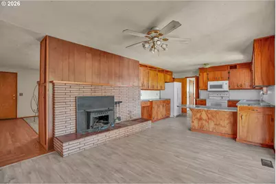 411 Baker St, Lebanon, OR 97355 - Photo 14