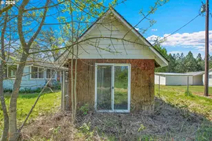 411 Baker St, Lebanon, OR 97355 - Photo 34