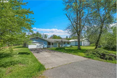 411 Baker St, Lebanon, OR 97355 - Photo 2