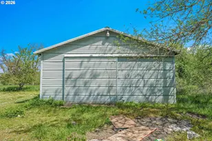 411 Baker St, Lebanon, OR 97355 - Photo 28