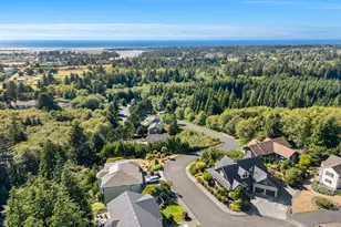 2335 Royal View Dr, Seaside, OR 97138 - Photo 4