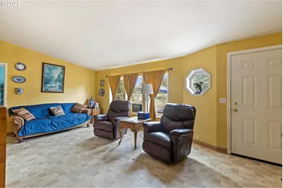 227 Lapp Ln, Roseburg, OR 97471 - Photo 4