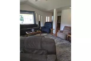 1909 W Duke Rd, Sutherlin, OR 97479 - Photo 8