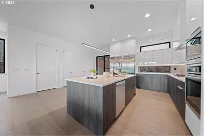 2425 N R St, Washougal, WA 98671 - Photo 10