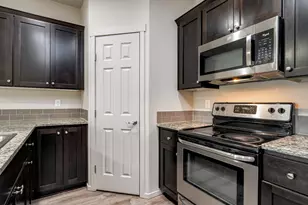 1427 NE 83rd Dr, Vancouver, WA 98665 - Photo 6