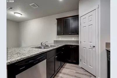 1427 NE 83rd Dr, Vancouver, WA 98665 - Photo 6
