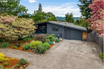 714 Prospect Ave, Hood River, OR 97031 - Photo 1