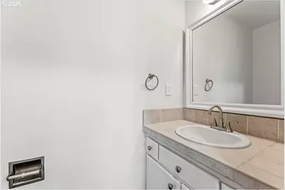 1635 Aspen St, Lake Oswego, OR 97034 - Photo 22