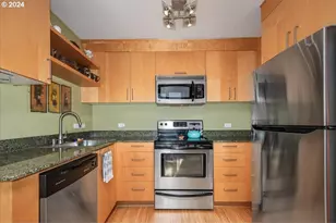 255 SW Harrison St, Portland, OR 97201 - Photo 24