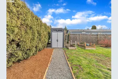 812 SW Cypress St, McMinnville, OR 97128 - Photo 22