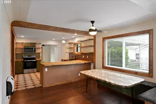 507 N 2nd St, Silverton, OR 97381 - Photo 8