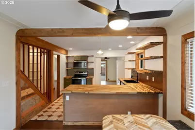 507 N 2nd St, Silverton, OR 97381 - Photo 10