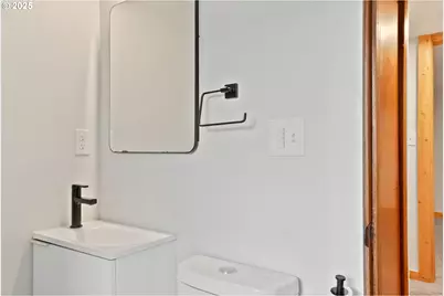 507 N 2nd St, Silverton, OR 97381 - Photo 36