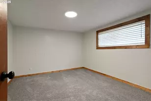 507 N 2nd St, Silverton, OR 97381 - Photo 34