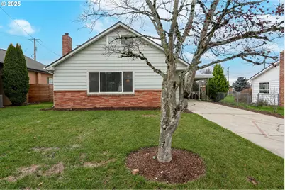 507 N 2nd St, Silverton, OR 97381 - Photo 2