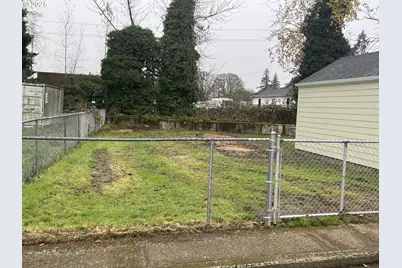 890 25th St SE, Salem, OR 97301 - Photo 6