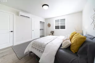 12246 Meadowlawn Dr, Oregon City, OR 97045 - Photo 12