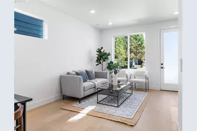 4328 NE Going St, Portland, OR 97218 - Photo 4