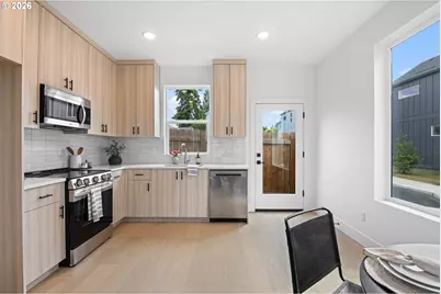 4328 NE Going St, Portland, OR 97218 - Photo 14