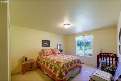 130 Washburn St, Brownsville, OR 97327 - Photo 10