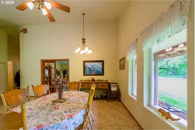 130 Washburn St, Brownsville, OR 97327 - Photo 6