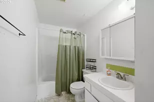 495 N Wasson St, Coos Bay, OR 97420 - Photo 12