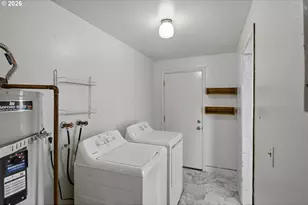 495 N Wasson St, Coos Bay, OR 97420 - Photo 10