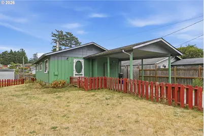 495 N Wasson St, Coos Bay, OR 97420 - Photo 1