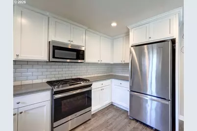 42186 Bagley Ln, Astoria, OR 97103 - Photo 12