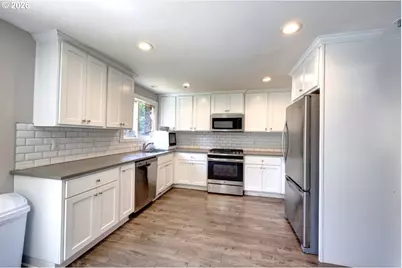 42186 Bagley Ln, Astoria, OR 97103 - Photo 8