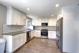 42186 Bagley Ln, Astoria, OR 97103 - Photo 8