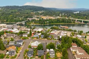 909 Center St, Oregon City, OR 97045 - Photo 44