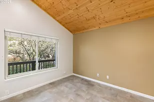 7734 SW Barnes Rd, Portland, OR 97225 - Photo 16