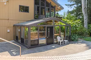 7734 SW Barnes Rd, Portland, OR 97225 - Photo 34