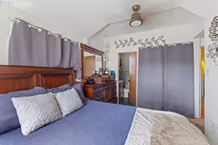 420 Willow St, Myrtle Point, OR 97458 - Photo 16