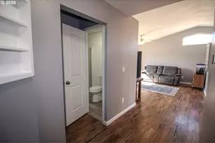 312 S Magnolia St, Cornelius, OR 97113 - Photo 18